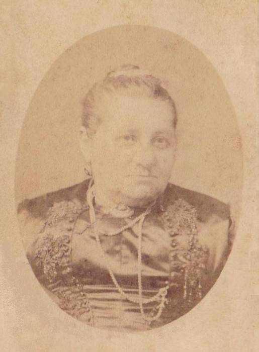 1860s_davis_-_portrait_of_isabella_cohen_rousseau_marriott_nee_davis_.jpg