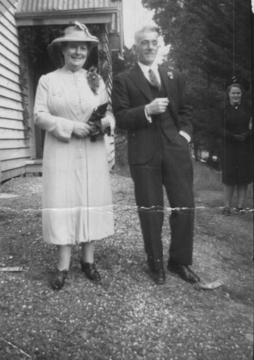 1942_-_photograph_-_photograph_of_earl_browne_and_agnes_rattray_at_st_marks_church_for_wedding_of_keith_johnston_-_laurie_johnston_-_photo_016.jpg